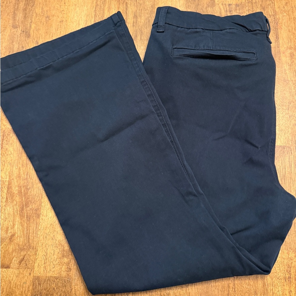 American Eagle Kickboot Classic Navy Chino Pants 18 Short NWOT
